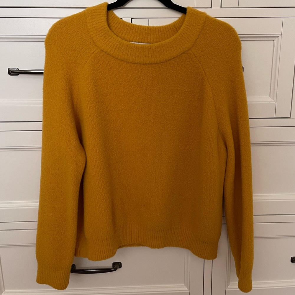 Zara Golden Mustard Sweater (size M)